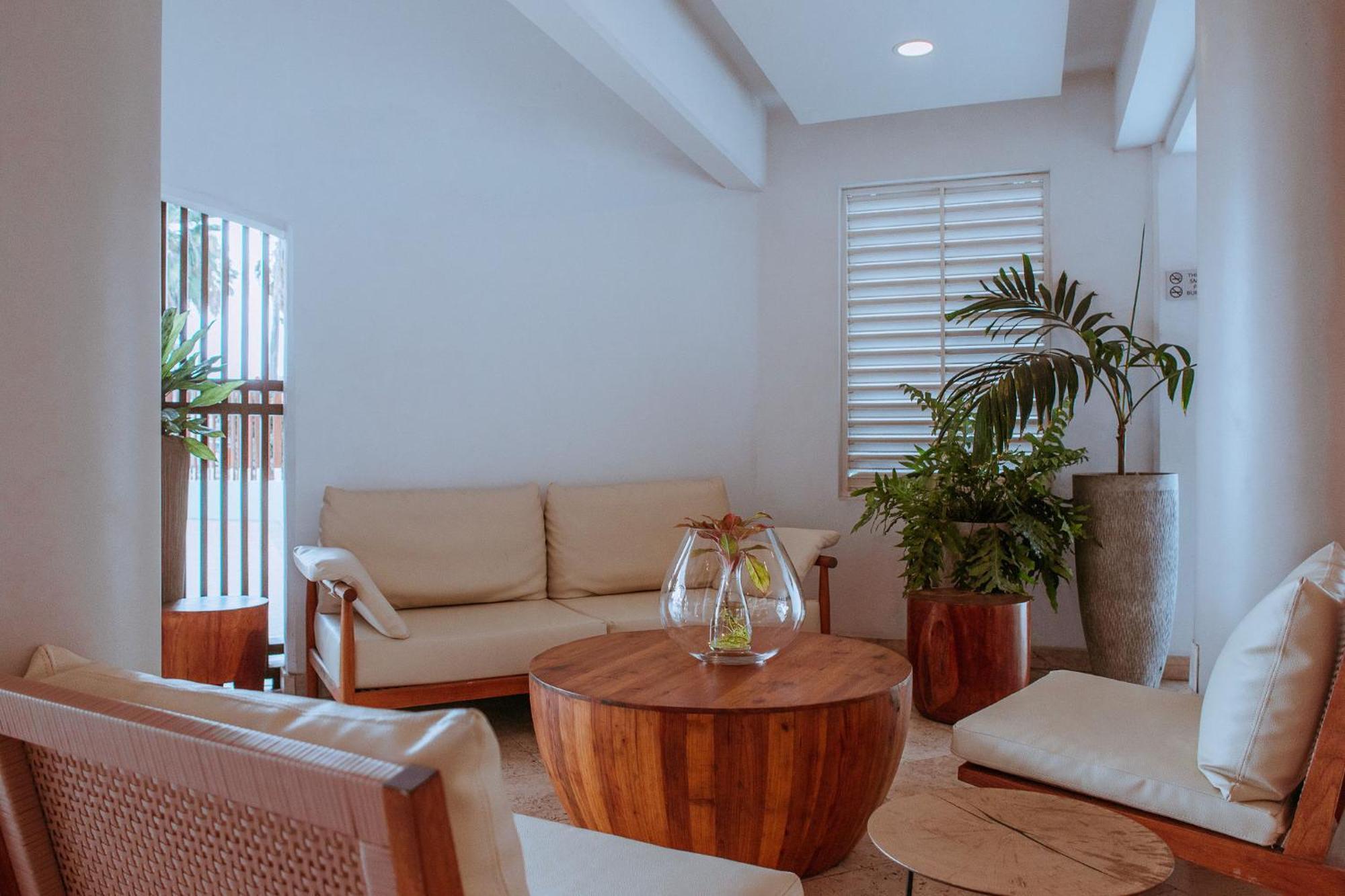 פאלם ביץ' The Mill Resort And Suites מראה חיצוני תמונה